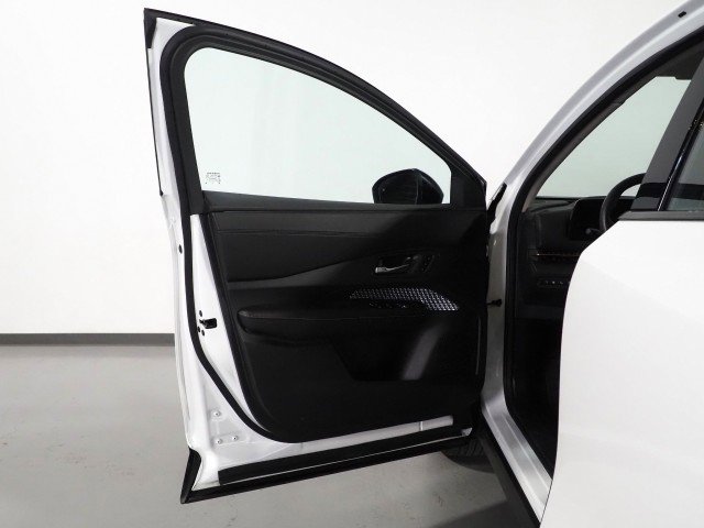 Used 2024 Nissan Ariya Engage image 56