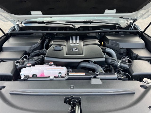 New 2026 Lexus LX 600 4WD w/ Accessory Package (2T) image 11
