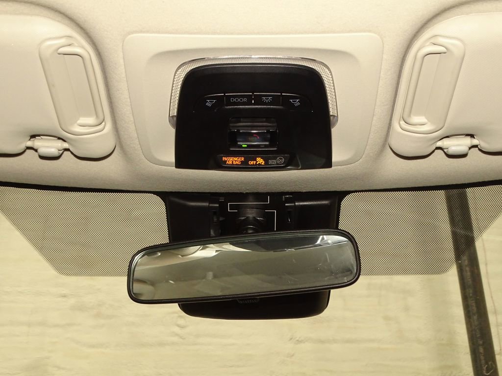 Used 2023 Toyota Corolla LE image 26