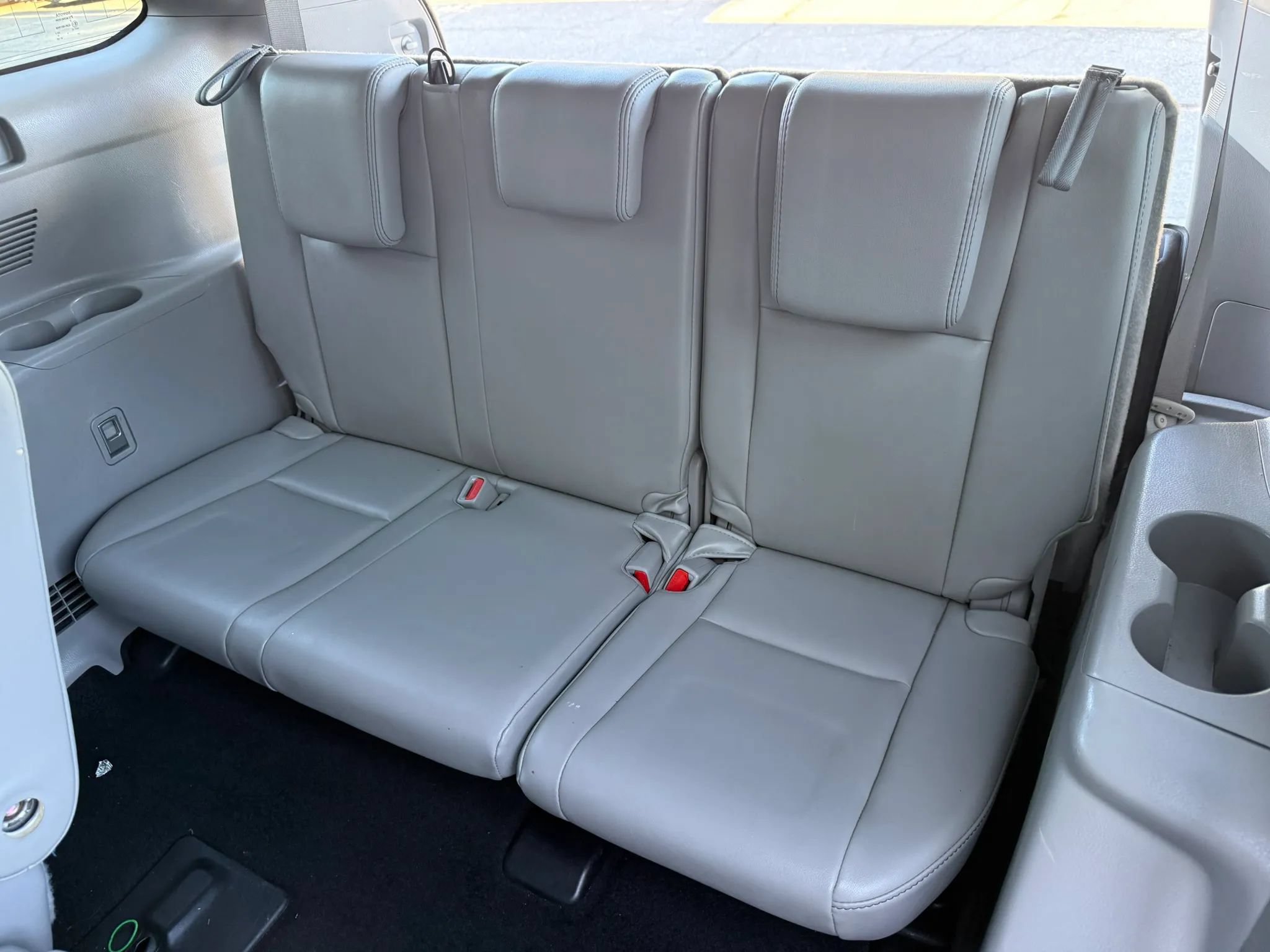 Used 2015 Toyota Highlander Limited AWD/4WD image 33