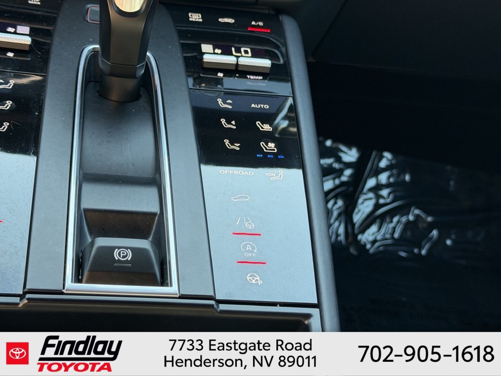 Used 2023 Porsche Macan GTS AWD/4WD image 28