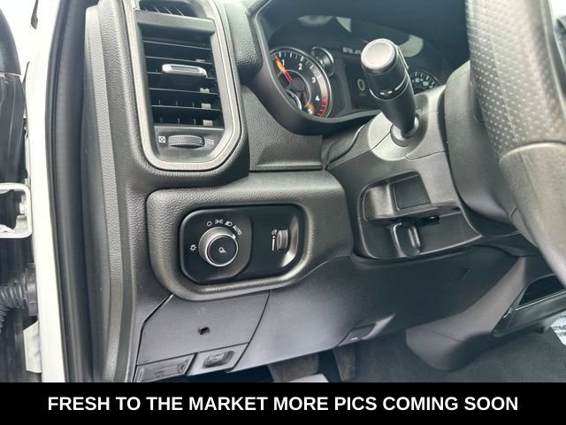 Used 2024 RAM 3500 Tradesman w/ Chrome Appearance Group AWD/4WD image 36