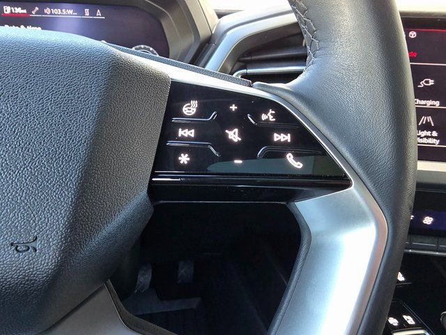 Used 2024 Audi Q4 e-tron Premium Plus image 22