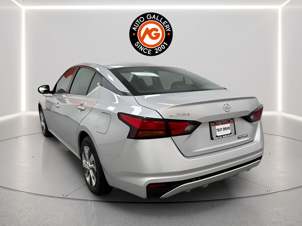 Used 2022 Nissan Altima 2.5 S FWD image 11