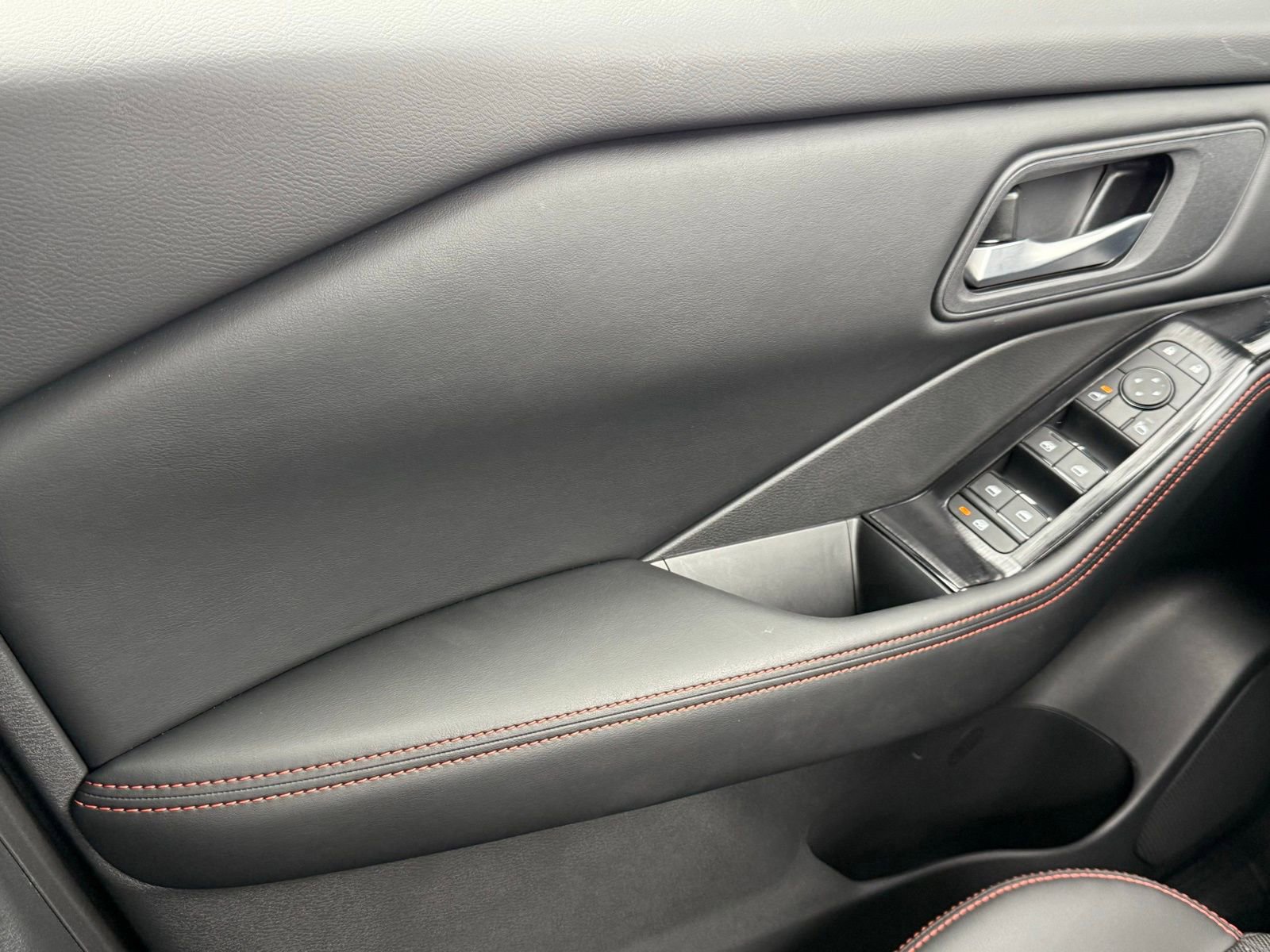 New 2026 Nissan Rogue SV image 28