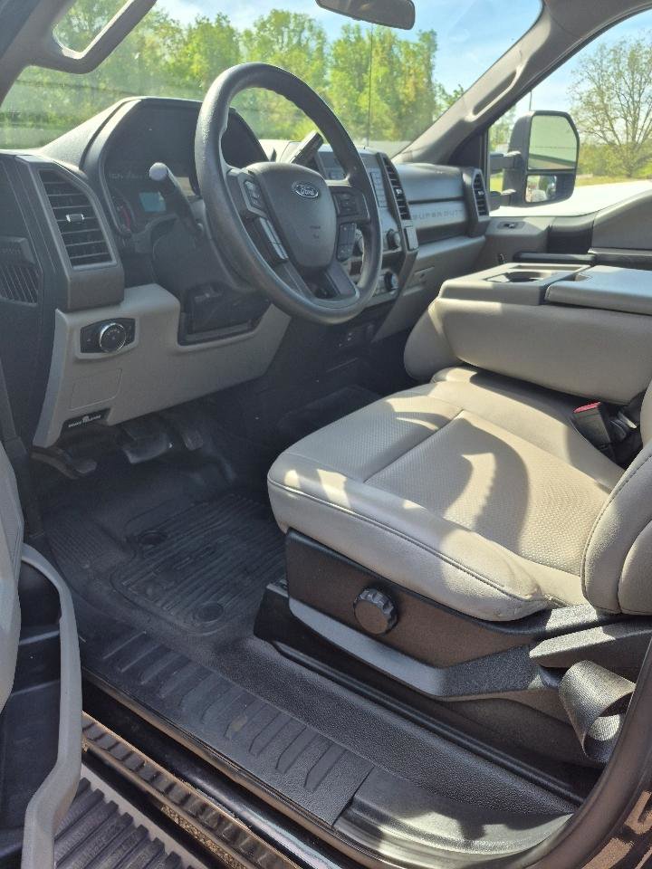 Used 2020 Ford F250 XL w/ Power Equipment Group RWD image 16
