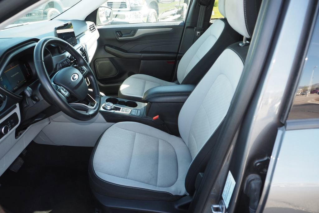 Used 2024 Ford Escape Active image 14