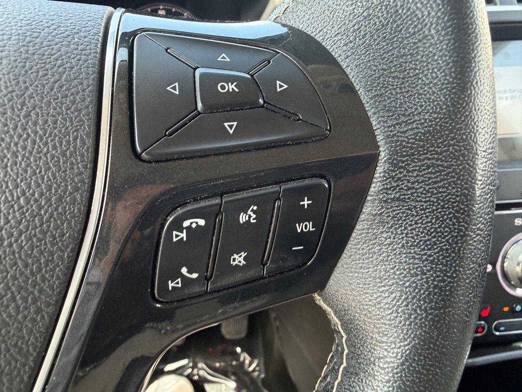 Used 2018 Ford Explorer Platinum AWD/4WD image 17