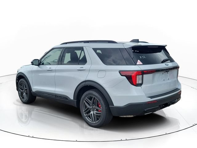 New 2026 Ford Explorer ST-Line w/ ST-Line Street Pack AWD/4WD image 4