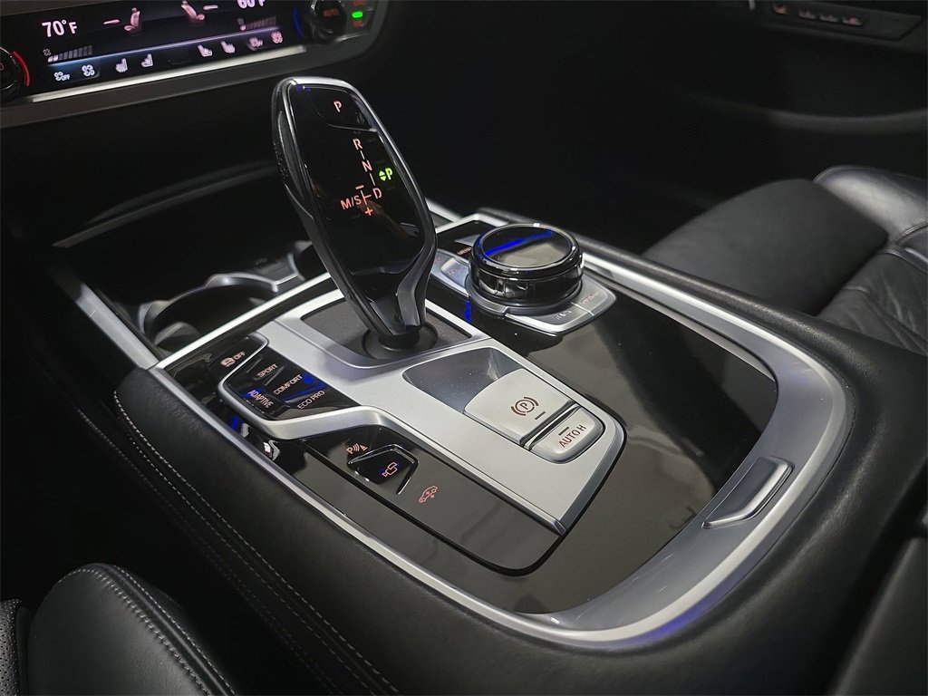 Used 2020 BMW 750i xDrive w/ Autobahn Package image 24