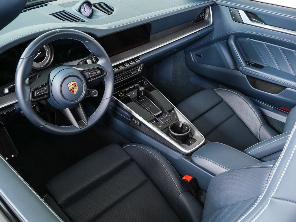 Certified 2024 Porsche 911 Turbo image 31