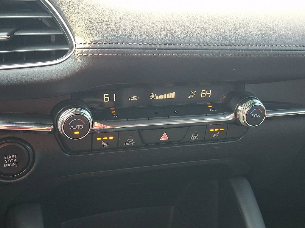 Used 2023 MAZDA MAZDA3 s FWD image 18