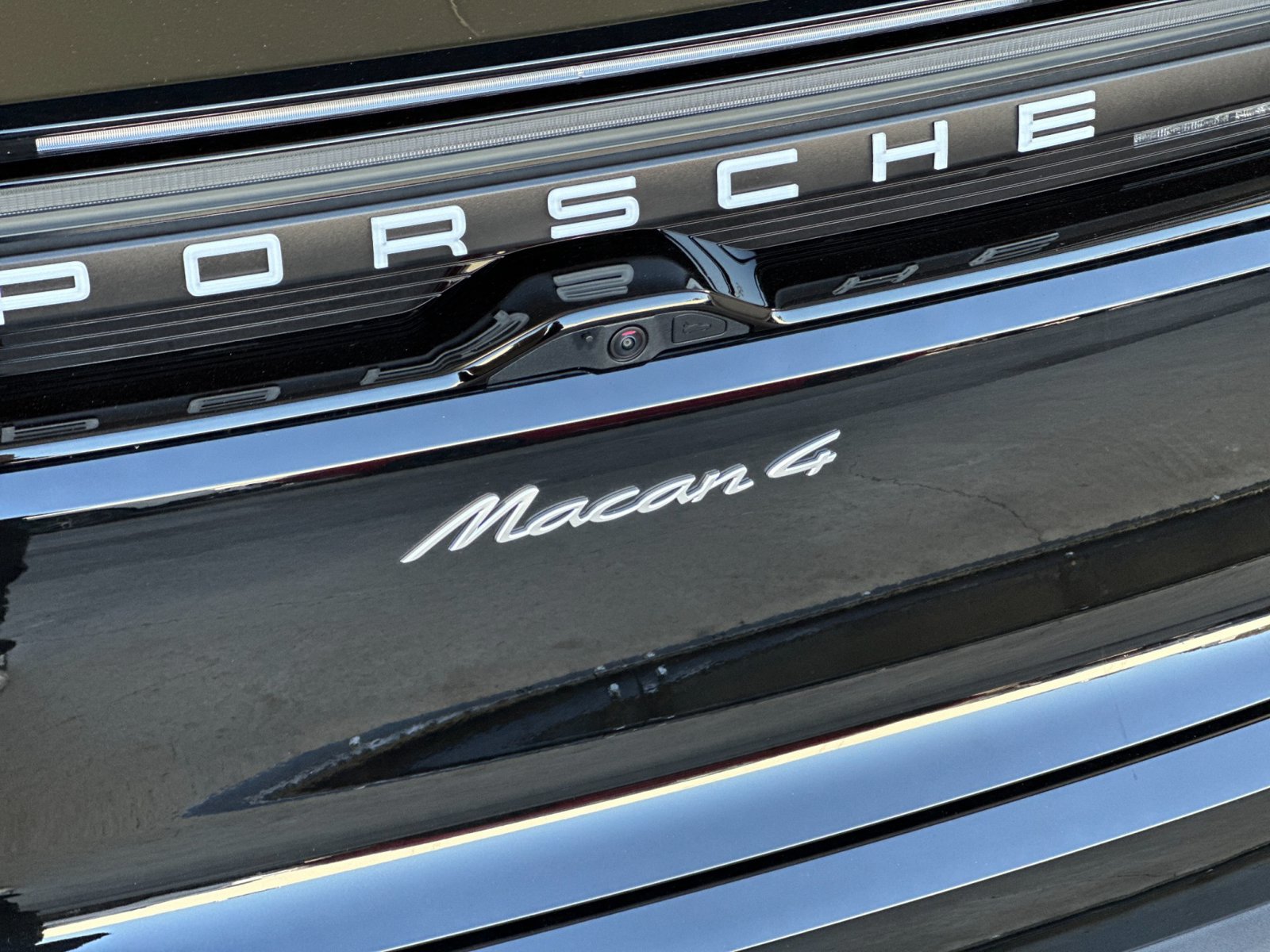 New 2026 Porsche Macan 4 Electric AWD/4WD image 35