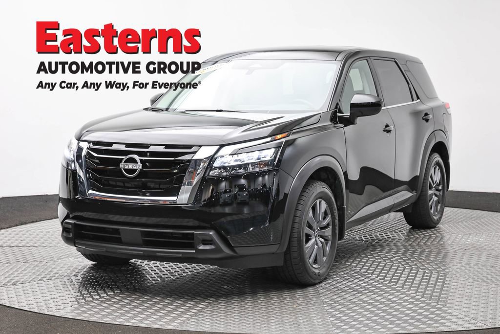 Used 2024 Nissan Pathfinder S