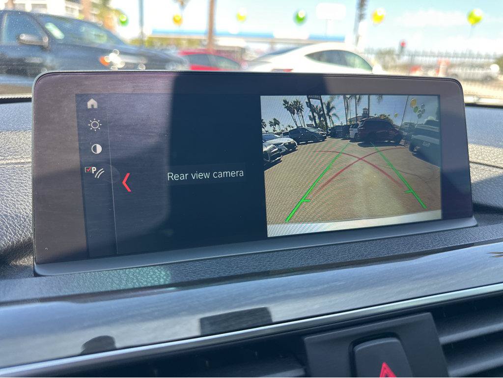 Used 2018 BMW 330i Sedan w/ Premium Package RWD image 6
