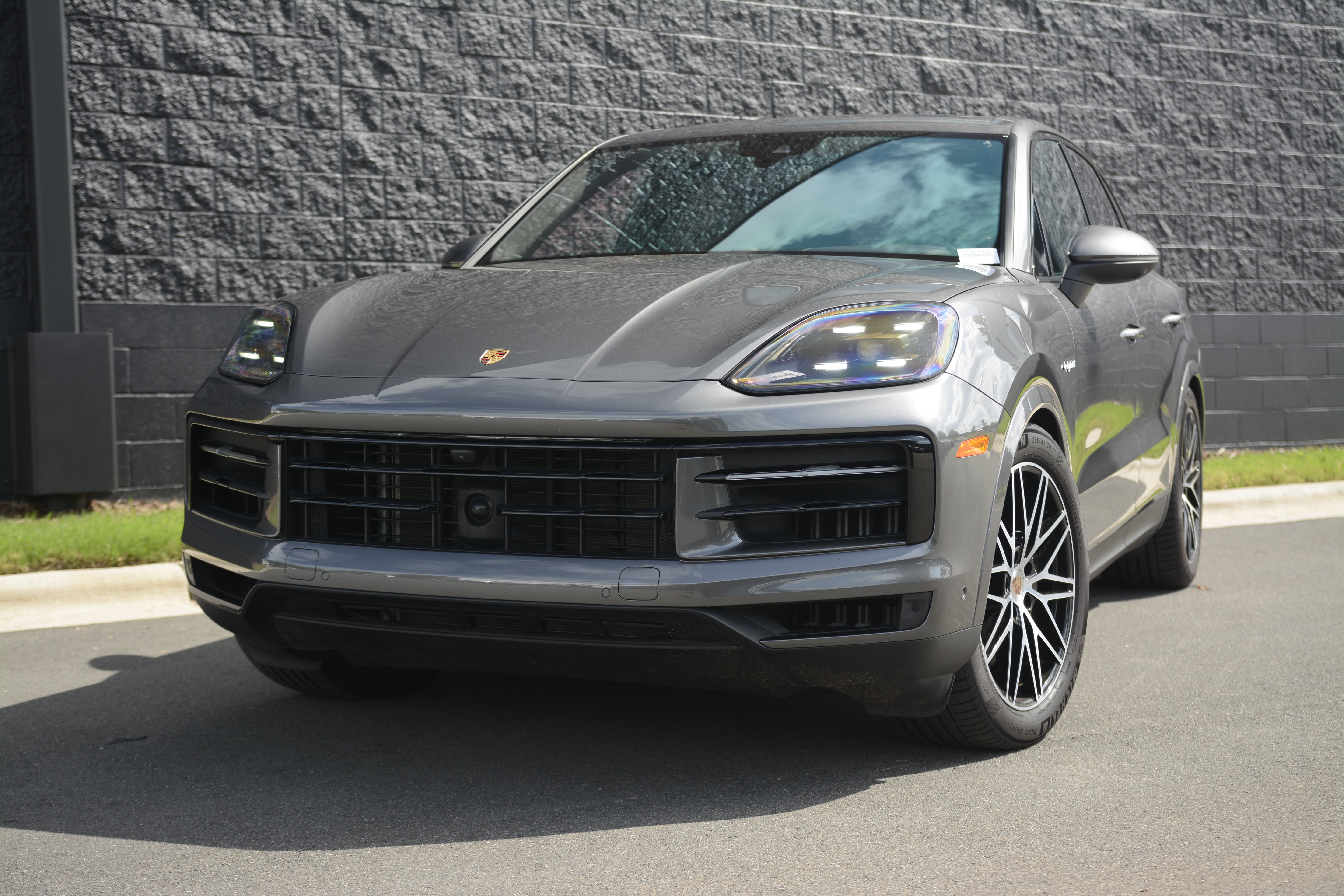 Certified 2025 Porsche Cayenne E-Hybrid