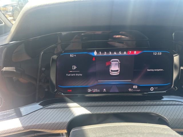 Used 2022 Volkswagen Golf R image 13