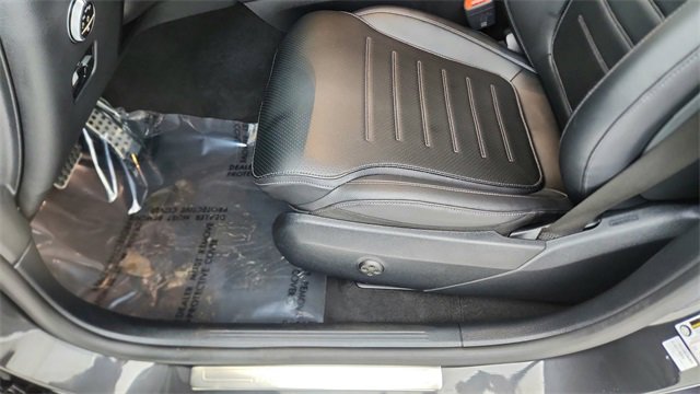 Used 2024 Mercedes-Benz GLC 300 4MATIC w/ AMG Line image 33