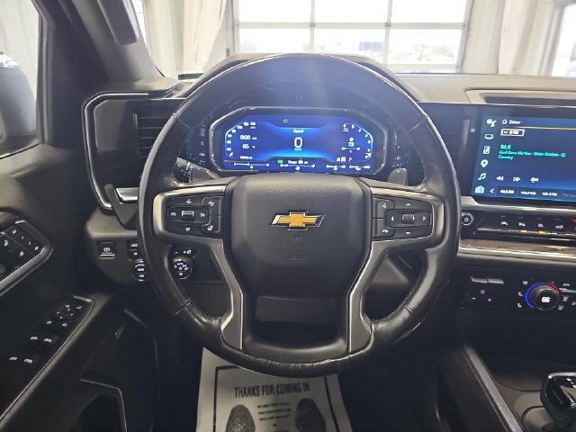Used 2022 Chevrolet Silverado 1500 LTZ w/ LTZ Premium Package AWD/4WD image 14