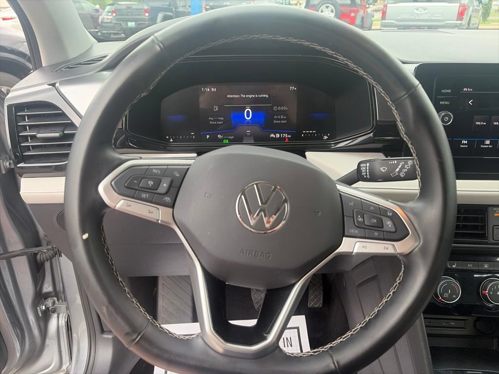 Used 2025 Volkswagen Taos S AWD/4WD image 17