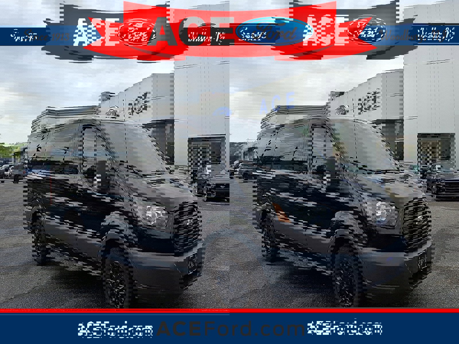 Used 2018 Ford Transit 150 XL RWD image 1