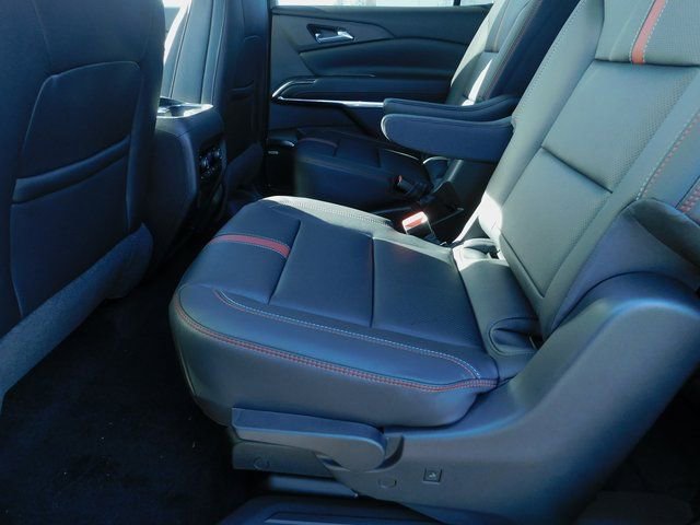 New 2026 Chevrolet Traverse RS w/ LPO, Illumination Package image 22