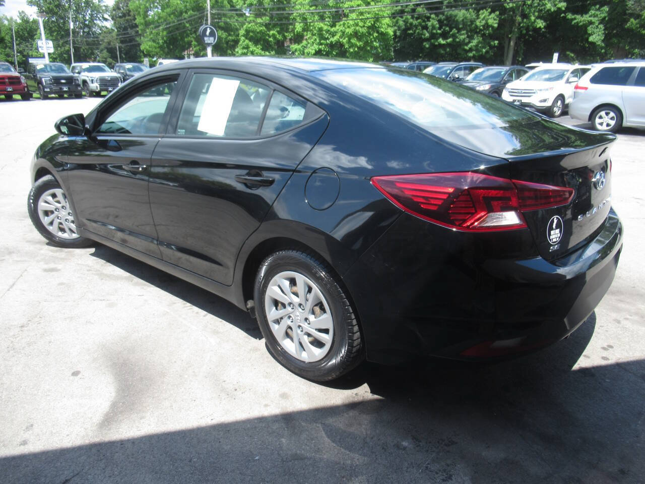 Used 2020 Hyundai Elantra SE w/ Cargo Package (C1) FWD image 10