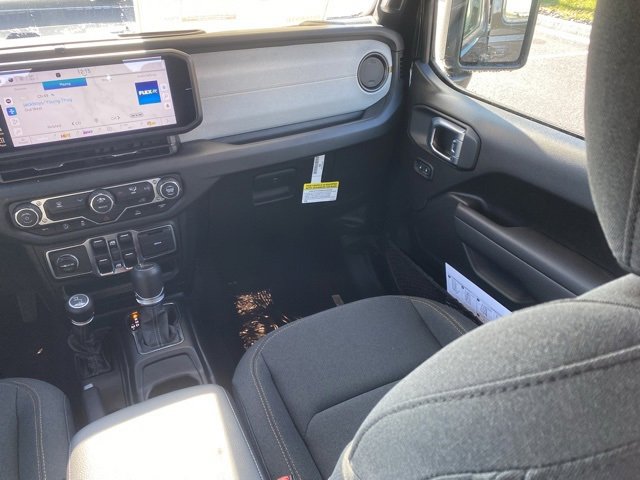 New 2026 Jeep Gladiator Sport image 34