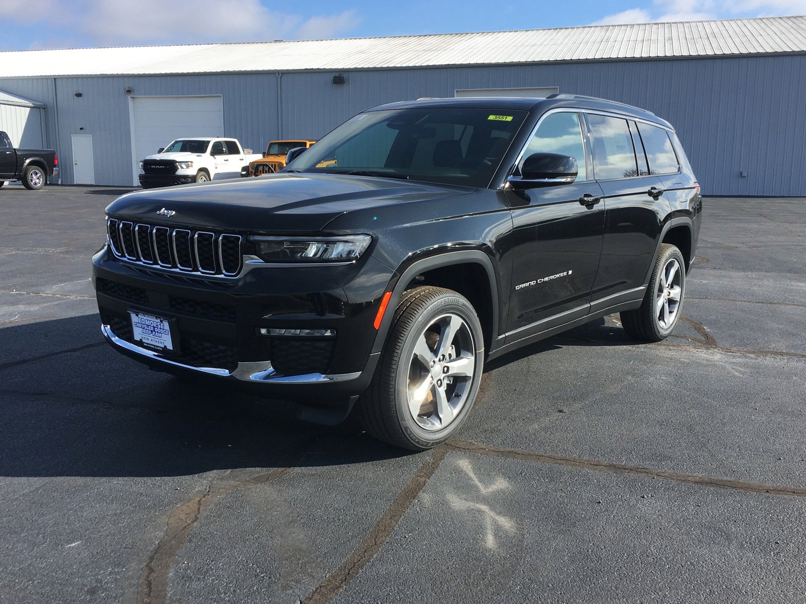 New 2025 Jeep Grand Cherokee L Limited image 5