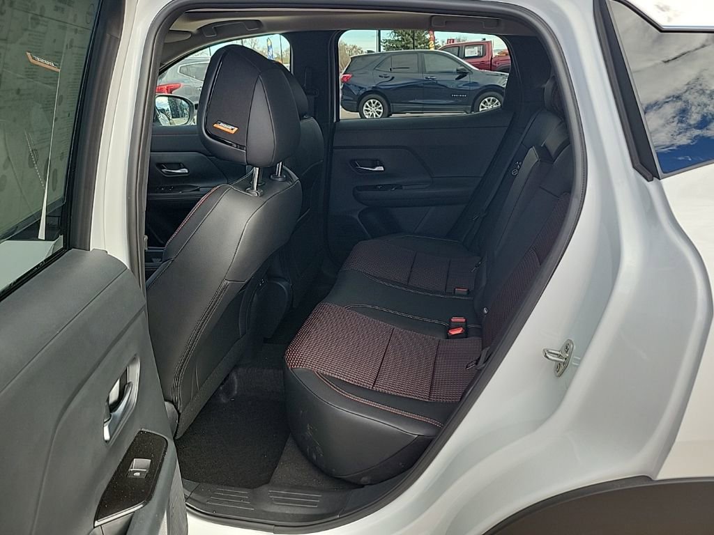 New 2026 Nissan Kicks SR w/ SR Premium Package image 12