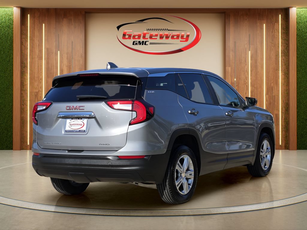 Used 2024 GMC Terrain SLE AWD/4WD image 5