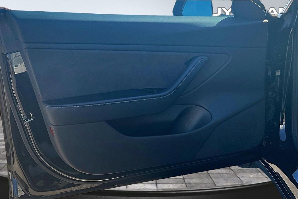 Used 2018 Tesla Model 3 Long Range image 22