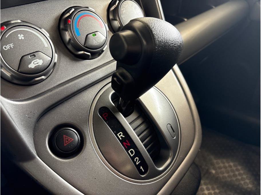 Used 2005 Honda Element EX image 18