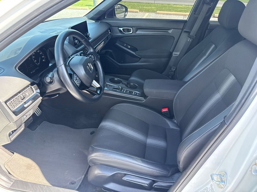 Used 2025 Honda Civic Sport image 9