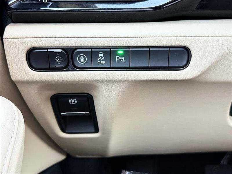 Used 2023 Acura MDX FWD w/ Technology Package image 42