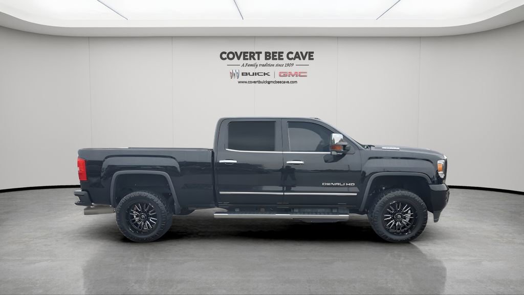 Used 2019 GMC Sierra 2500 Denali w/ Duramax Plus Package image 11