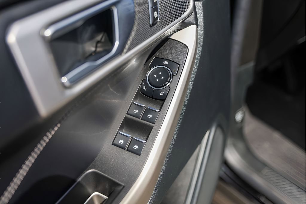 Used 2023 Ford Explorer XLT w/ Equipment Group 202A image 26