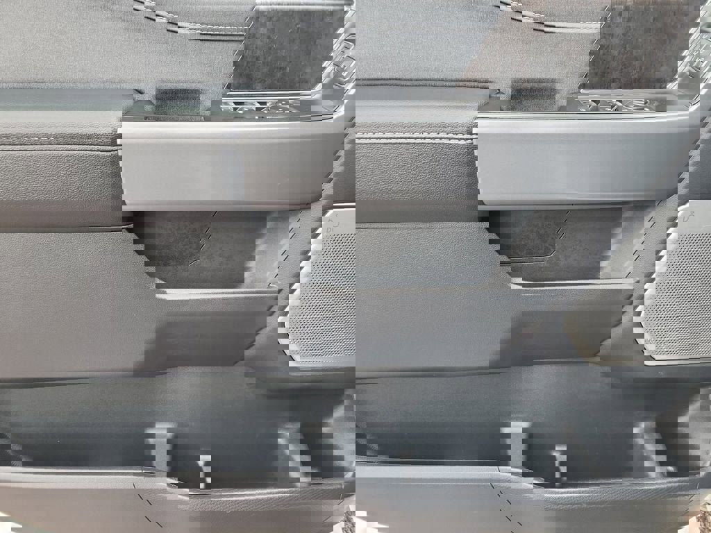 Used 2022 Ford F150 Lariat w/ Equipment Group 502A High image 20