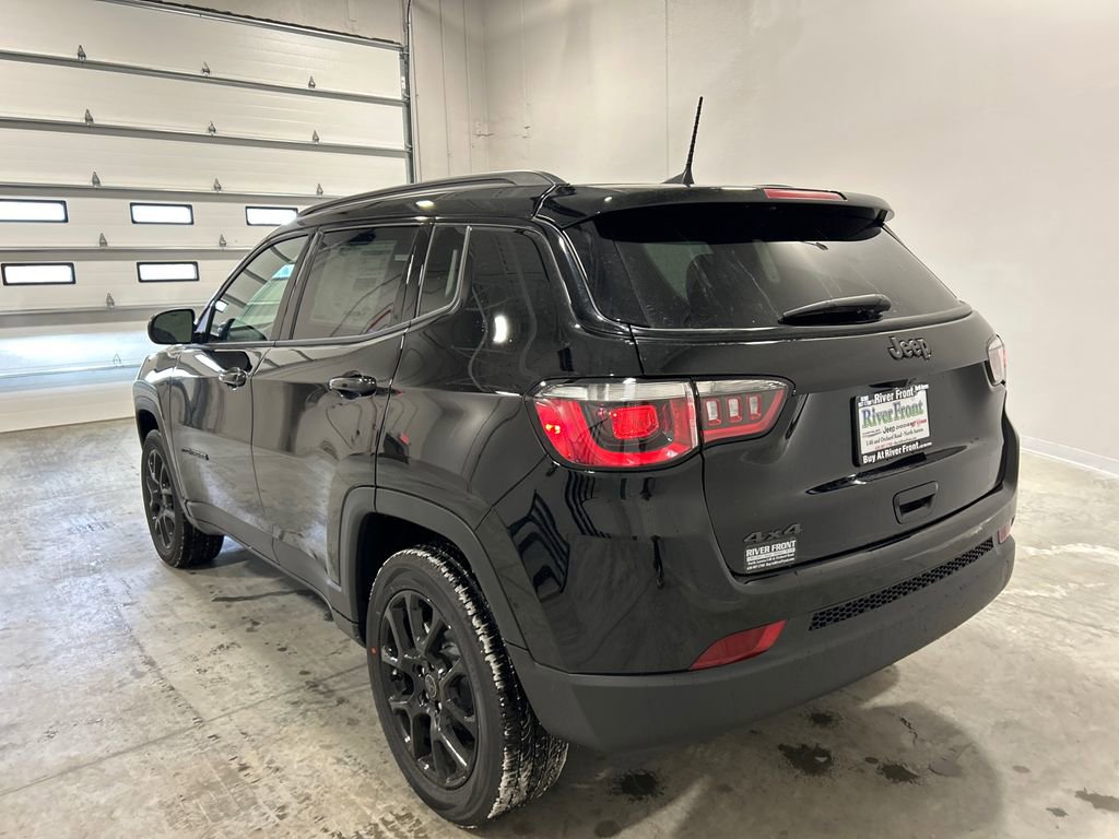 New 2026 Jeep Compass Latitude image 8