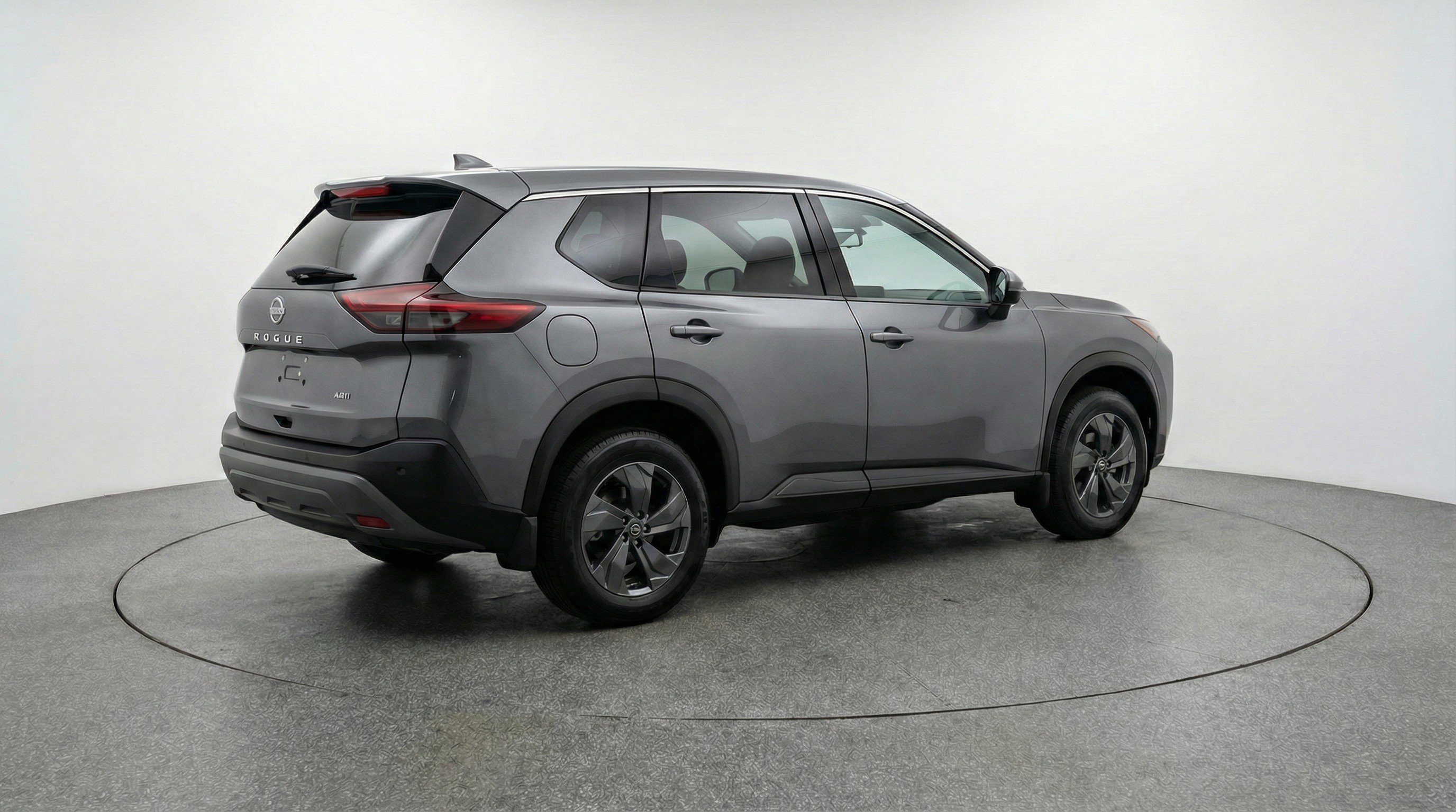 Used 2025 Nissan Rogue SV AWD/4WD image 9