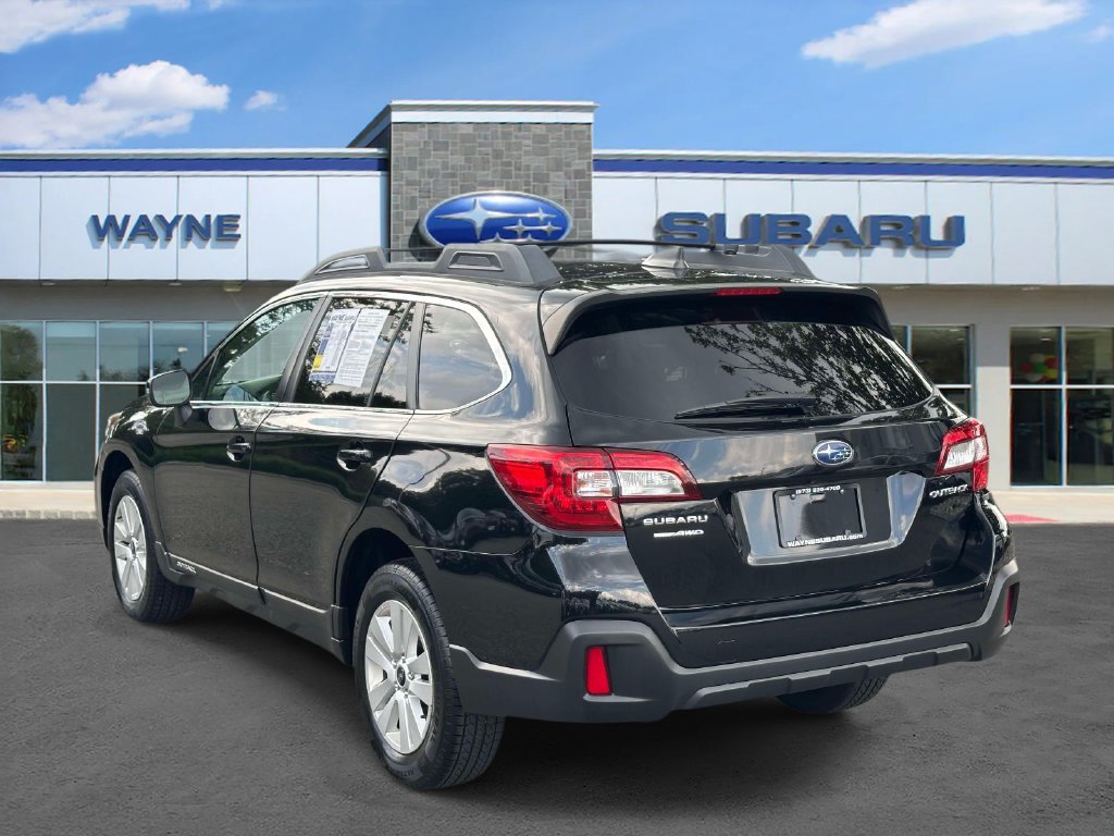 Used 2019 Subaru Outback 2.5i Premium AWD/4WD image 3
