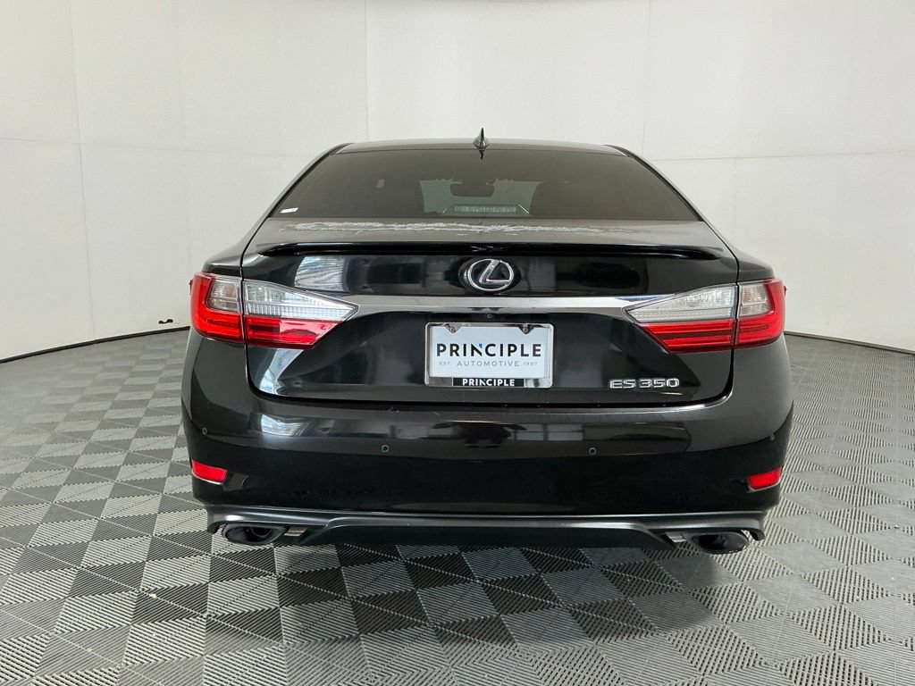 Used 2016 Lexus ES 350 w/ Premium Package w/Wood Trim FWD image 6