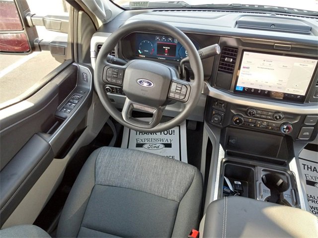 New 2025 Ford F350 XLT w/ Black Appearance Package image 9