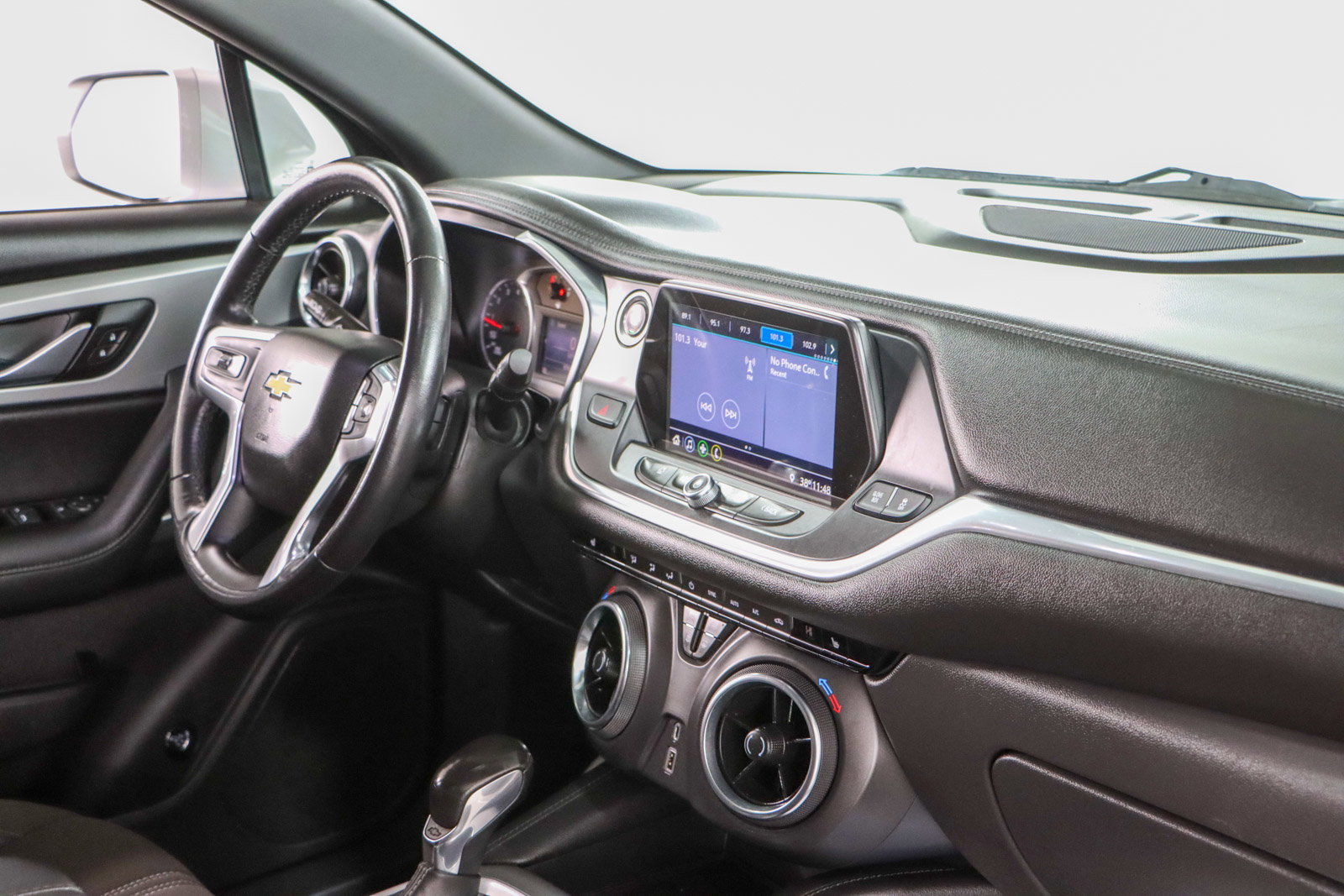 Used 2019 Chevrolet Blazer LT image 25