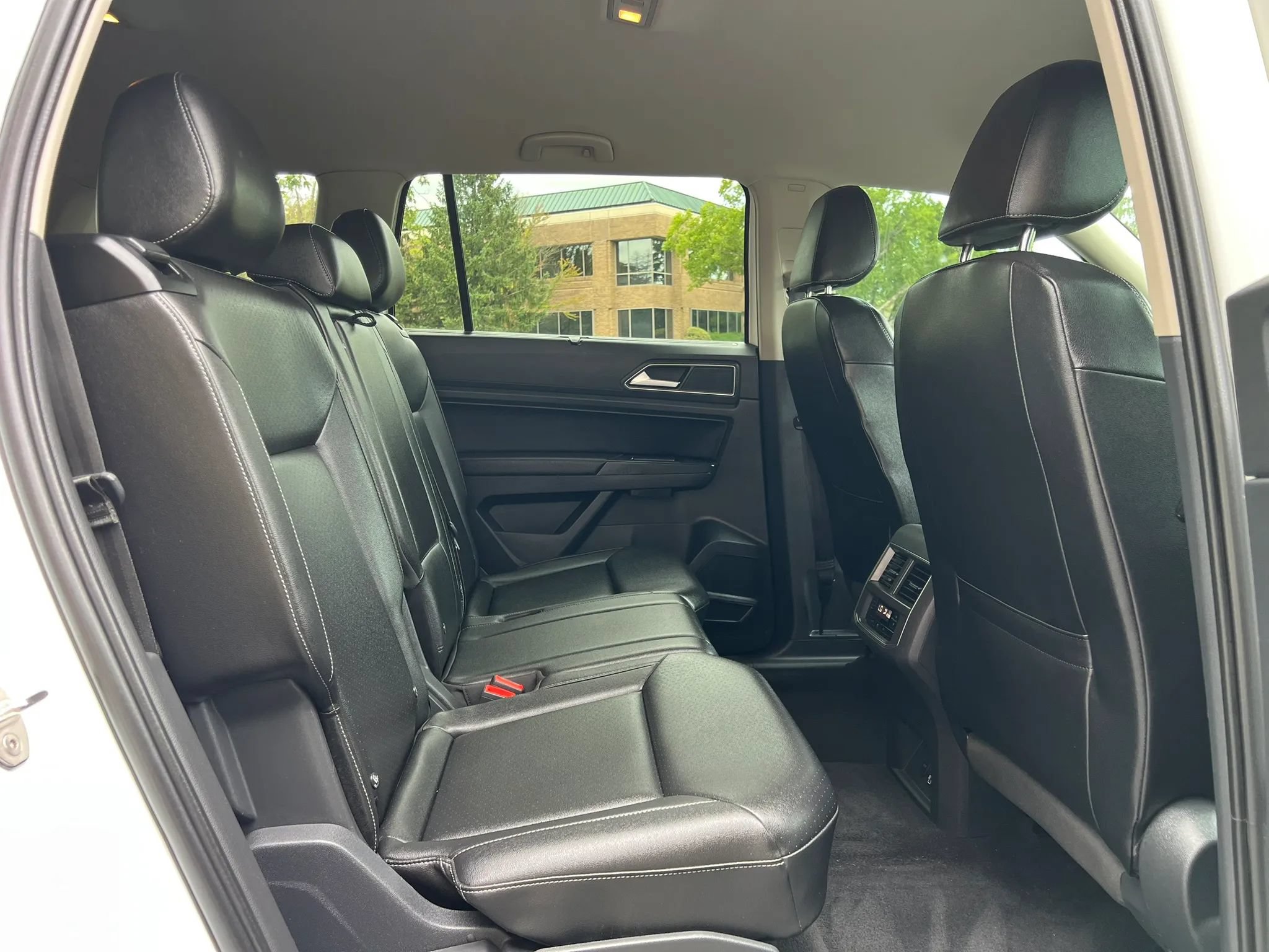 Used 2018 Volkswagen Atlas SE AWD/4WD image 19