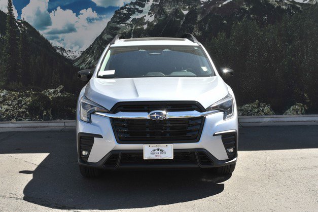 Used 2025 Subaru Ascent Limited w/ Popular Package #2 image 5