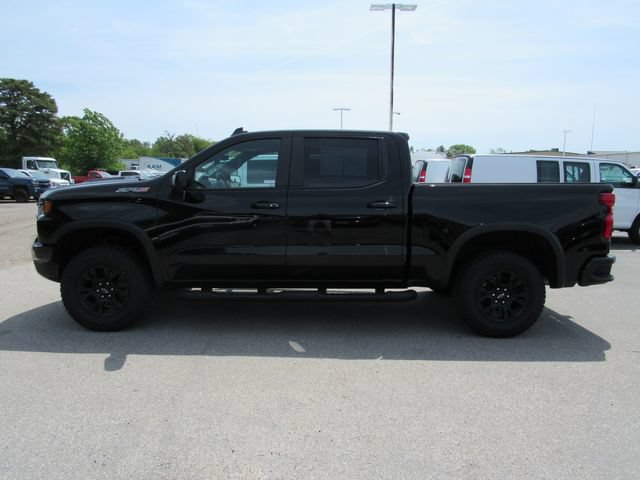 Certified 2023 Chevrolet Silverado 1500 ZR2 w/ Technology Package AWD/4WD image 3