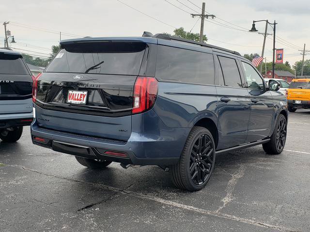 New 2027 Ford Expedition Max Platinum w/ Stealth Performance Package AWD/4WD image 3