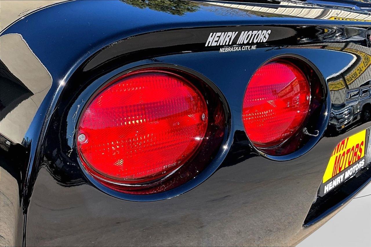 Used 2002 Chevrolet Corvette Z06 w/ Memory Pkg RWD image 24