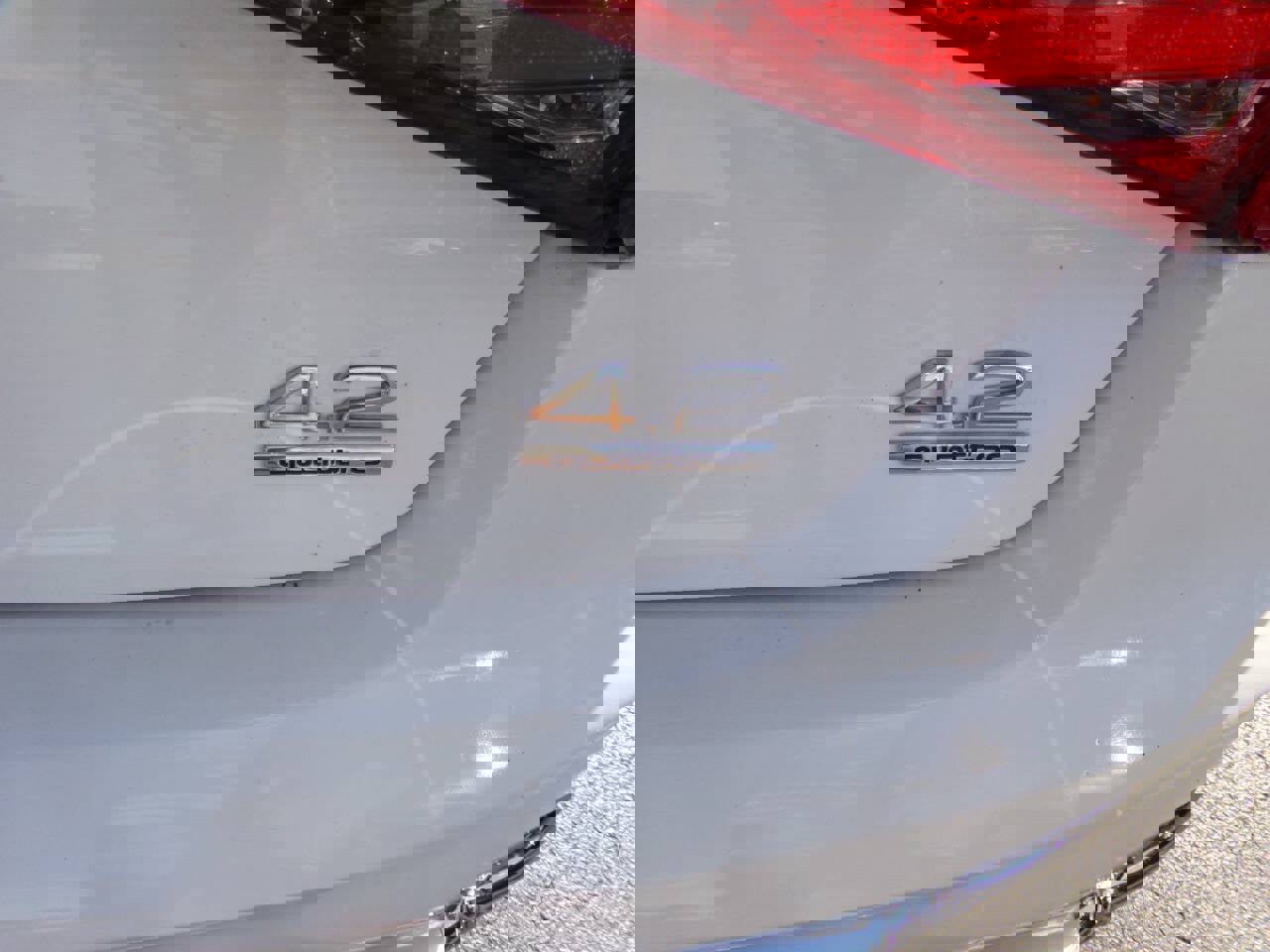 Used 2012 Audi A8 L 4.2 image 41